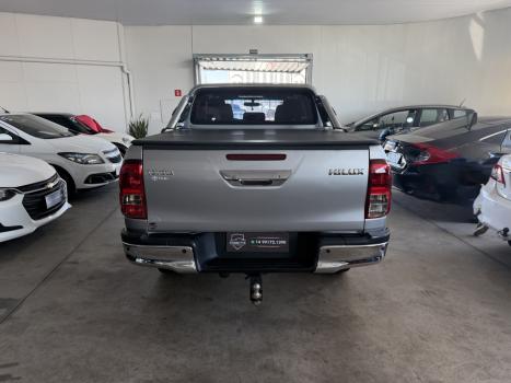 TOYOTA Hilux Caminhonete 2.8 16V 4P SR 4X4 DIESEL CABINE DUPLA AUTOM�TICO, Foto 4
