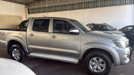 TOYOTA Hilux Caminhonete 3.0 16V 4P 4X4 SRV TURBO DIESEL CABINE DUPLA AUTOM�TICO, Foto 4