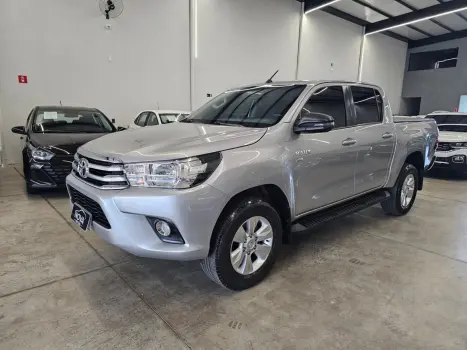 TOYOTA Hilux Caminhonete 2.7 16V 4P SR CABINE DUPLA AUTOM�TICO, Foto 1