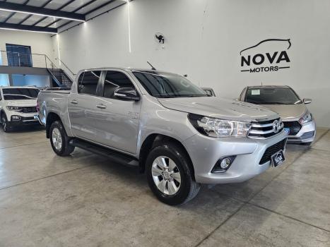 TOYOTA Hilux Caminhonete 2.7 16V 4P SR CABINE DUPLA AUTOM�TICO, Foto 3