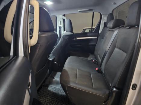 TOYOTA Hilux Caminhonete 2.7 16V 4P SR CABINE DUPLA AUTOM�TICO, Foto 13