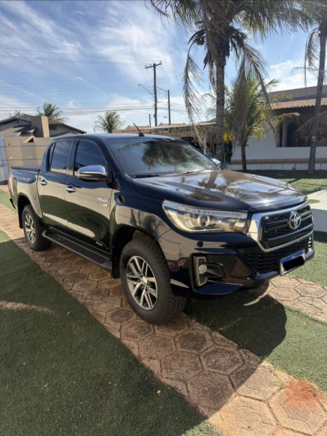 TOYOTA Hilux Caminhonete 2.7 16V 4P SRV FLEX CABINE DUPLA AUTOM�TICO, Foto 3
