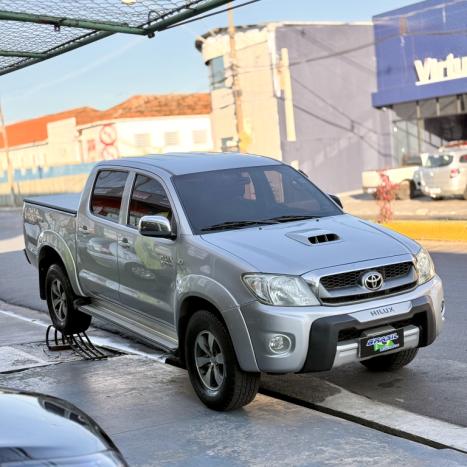 TOYOTA Hilux Caminhonete 3.0 4P 4X4 SRV TURBO DIESEL CABINE DUPLA AUTOM�TICO, Foto 4
