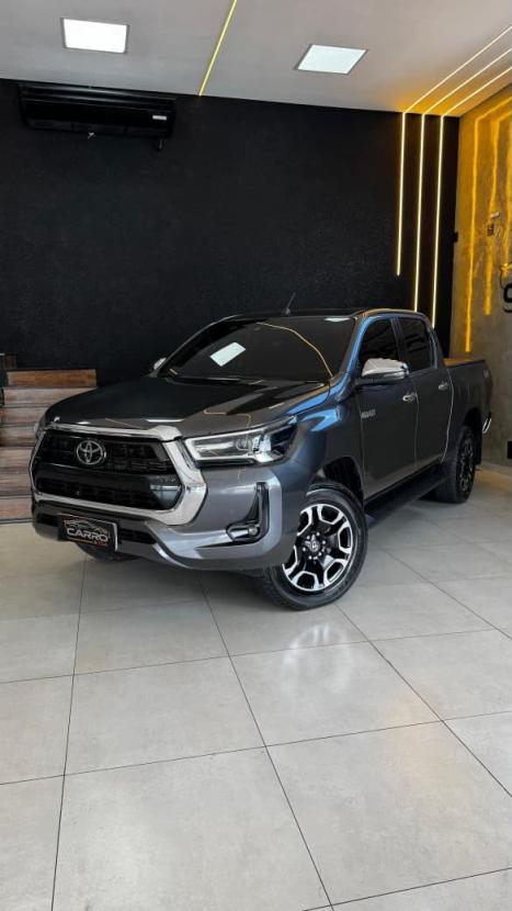 TOYOTA Hilux Caminhonete 2.8 16V SRX 4X4 DIESEL CABINE DUPLA AUTOM�TICO, Foto 1