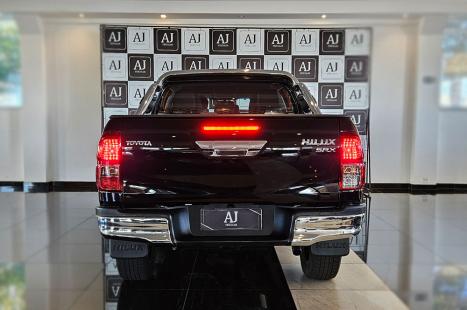 TOYOTA Hilux Caminhonete 2.8 16V SRX 4X4 TURBO DIESEL CABINE DUPLA AUTOM�TICO, Foto 5