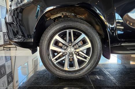 TOYOTA Hilux Caminhonete 2.8 16V SRX 4X4 TURBO DIESEL CABINE DUPLA AUTOM�TICO, Foto 7