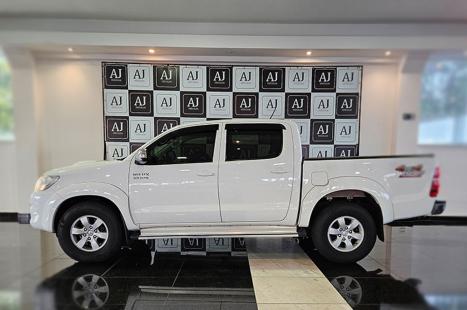 TOYOTA Hilux Caminhonete 3.0 4P 4X4 SRV TURBO DIESEL CABINE DUPLA AUTOMÁTICO, Foto 2