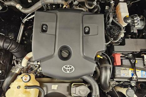 TOYOTA Hilux Caminhonete 2.8 16V SRX 4X4 DIESEL CABINE DUPLA AUTOM�TICO, Foto 11