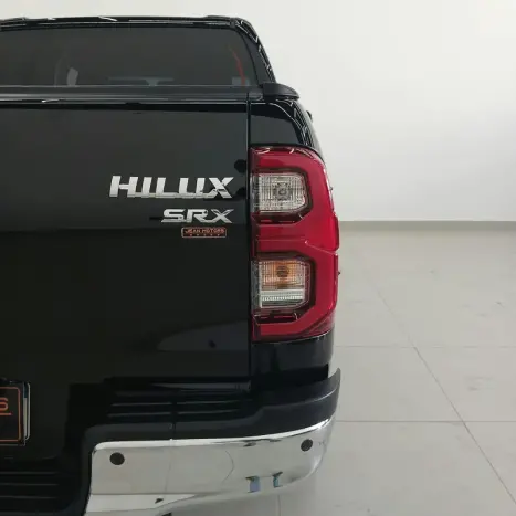 TOYOTA Hilux Caminhonete 2.8 16V SRX 4X4 TURBO DIESEL CABINE DUPLA AUTOM�TICO, Foto 4