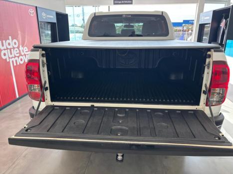 TOYOTA Hilux Caminhonete 2.8 16V SRV 4X4 DIESEL CABINE DUPLA AUTOM�TICO, Foto 7
