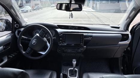 TOYOTA Hilux Caminhonete 2.8 16V SRX 4X4 TURBO DIESEL CABINE DUPLA AUTOMÁTICO, Foto 8