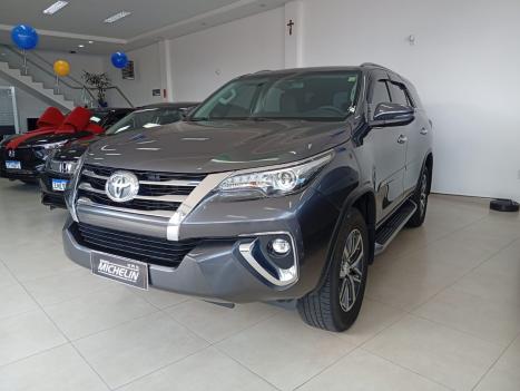 TOYOTA Hilux Caminhonete 2.8 16V 4P SRX DIESEL CABINE DUPLA, Foto 3