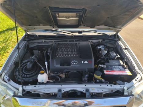 TOYOTA Hilux Caminhonete 3.0 4P 4X4 SRV TURBO DIESEL CABINE DUPLA AUTOMÁTICO, Foto 3
