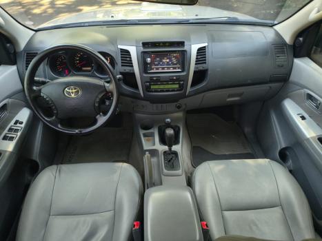 TOYOTA Hilux Caminhonete 3.0 4P 4X4 SRV TURBO DIESEL CABINE DUPLA AUTOMÁTICO, Foto 11