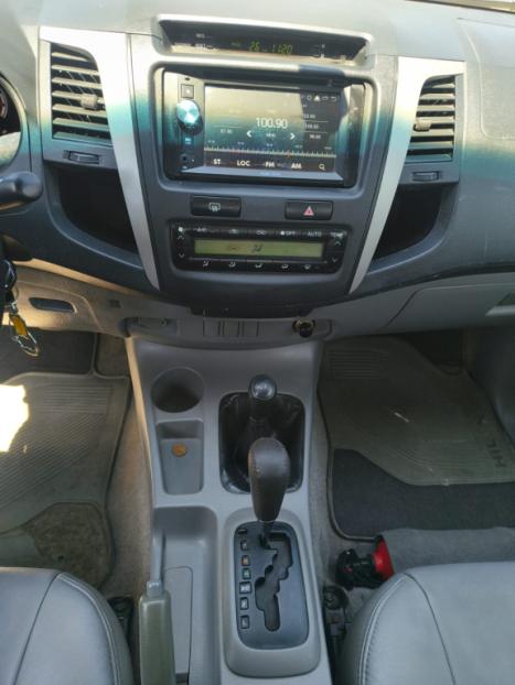 TOYOTA Hilux Caminhonete 3.0 4P 4X4 SRV TURBO DIESEL CABINE DUPLA AUTOMÁTICO, Foto 12