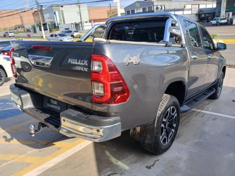 TOYOTA Hilux Caminhonete 2.8 16V SRX 4X4 DIESEL CABINE DUPLA AUTOMÁTICO, Foto 7