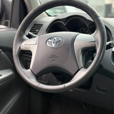 TOYOTA Hilux Caminhonete 2.7 16V 4P SR FLEX CABINE DUPLA AUTOMÁTICO, Foto 4