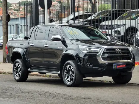 TOYOTA Hilux Caminhonete 2.8 16V SRX 4X4 TURBO DIESEL CABINE DUPLA AUTOMÁTICO, Foto 1