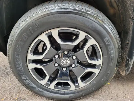 TOYOTA Hilux Caminhonete 2.8 16V SRX 4X4 TURBO DIESEL CABINE DUPLA AUTOMÁTICO, Foto 13