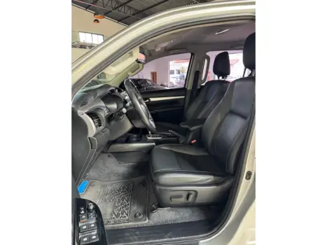 TOYOTA Hilux Caminhonete 2.8 16V SRV 4X4 DIESEL CABINE DUPLA AUTOMÁTICO, Foto 15