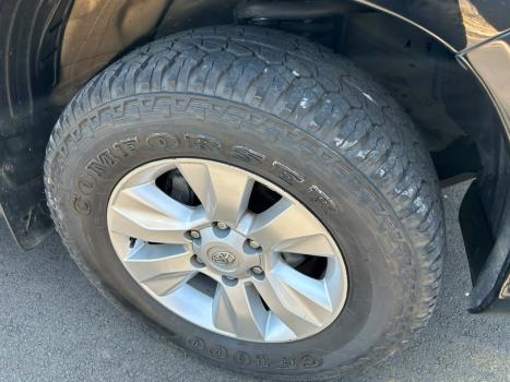 TOYOTA Hilux Caminhonete 2.7 16V 4P SRV FLEX CABINE DUPLA AUTOMÁTICO, Foto 8