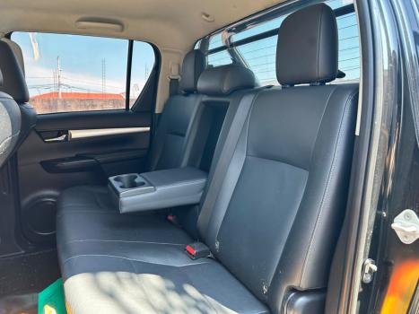 TOYOTA Hilux Caminhonete 2.7 16V 4P SRV FLEX CABINE DUPLA AUTOMÁTICO, Foto 9
