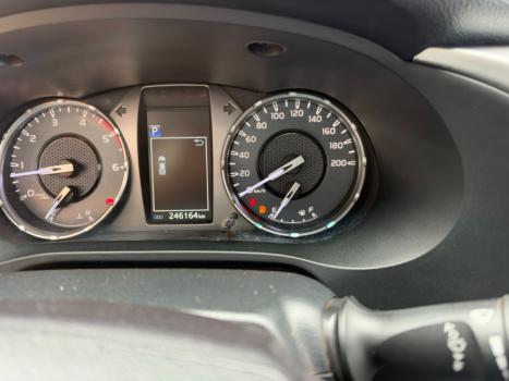 TOYOTA Hilux Caminhonete 2.8 16V SRX 4X4 DIESEL CABINE DUPLA AUTOMÁTICO, Foto 13