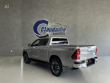 TOYOTA Hilux Caminhonete 2.8 16V SRV 4X4 DIESEL CABINE DUPLA AUTOMÁTICO, Foto 6