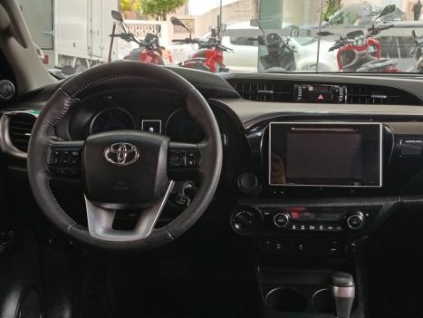 TOYOTA Hilux Caminhonete 2.8 16V SRV 4X4 DIESEL CABINE DUPLA AUTOMÁTICO, Foto 11
