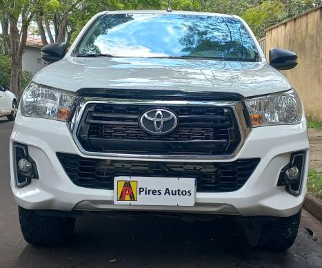 TOYOTA Hilux Caminhonete 2.8 16V 4P SR 4X4 DIESEL CABINE DUPLA AUTOMÁTICO, Foto 6