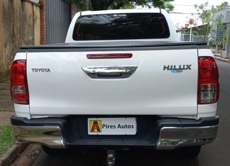 TOYOTA Hilux Caminhonete 2.8 16V 4P SR 4X4 DIESEL CABINE DUPLA AUTOMÁTICO, Foto 7