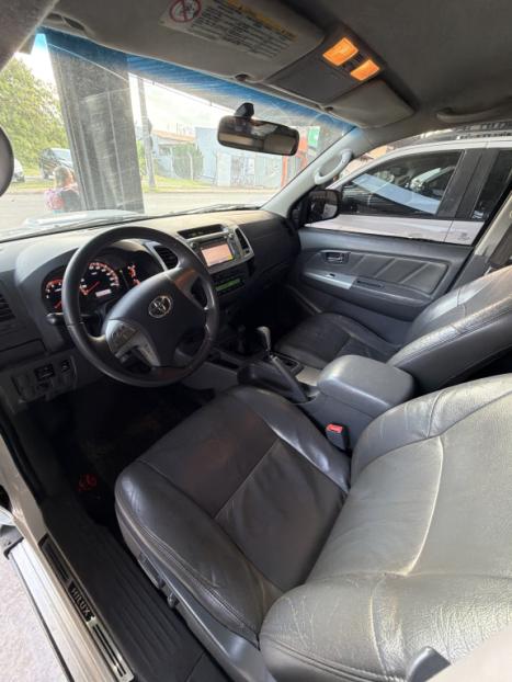 TOYOTA Hilux Caminhonete 3.0 16V 4P 4X4 SRV TURBO DIESEL CABINE DUPLA AUTOMÁTICO, Foto 5
