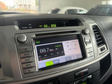 TOYOTA Hilux Caminhonete 3.0 4P 4X4 SRV TURBO DIESEL CABINE DUPLA AUTOMÁTICO, Foto 8