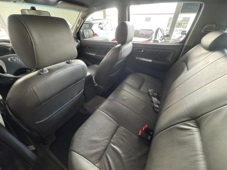 TOYOTA Hilux Caminhonete 3.0 4P 4X4 SRV TURBO DIESEL CABINE DUPLA AUTOMÁTICO, Foto 12