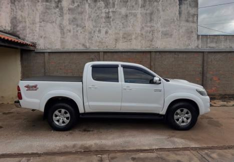 TOYOTA Hilux Caminhonete 3.0 16V 4P SRV TURBO DIESEL CABINE DUPLA, Foto 1