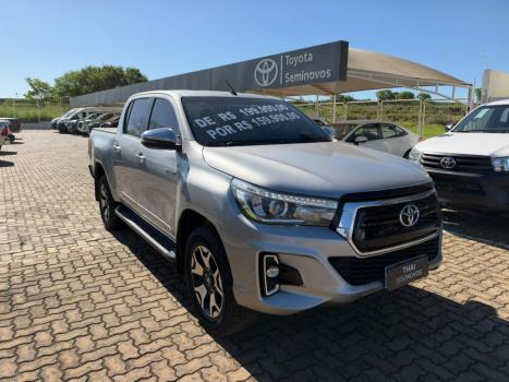 TOYOTA Hilux Caminhonete 2.8 16V SRX 4X4 DIESEL CABINE DUPLA AUTOMÁTICO, Foto 1