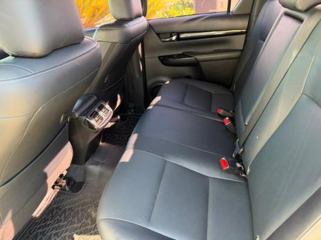 TOYOTA Hilux Caminhonete 2.8 16V SRX 4X4 DIESEL CABINE DUPLA AUTOMÁTICO, Foto 9