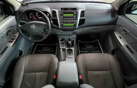 TOYOTA Hilux Caminhonete 3.0 4P 4X4 SRV TURBO DIESEL TOP CABINE DUPLA AUTOMÁTICO, Foto 12