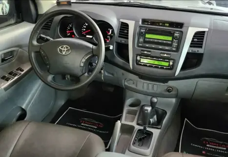 TOYOTA Hilux Caminhonete 3.0 4P 4X4 SRV TURBO DIESEL TOP CABINE DUPLA AUTOMÁTICO, Foto 14