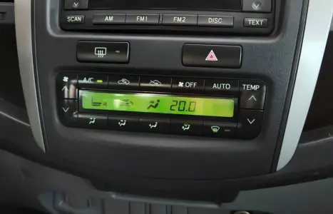 TOYOTA Hilux Caminhonete 3.0 4P 4X4 SRV TURBO DIESEL TOP CABINE DUPLA AUTOMÁTICO, Foto 17
