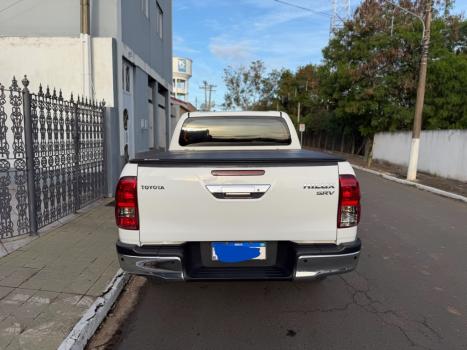 TOYOTA Hilux Caminhonete 2.8 16V SRV 4X4 DIESEL CABINE DUPLA AUTOMÁTICO, Foto 5