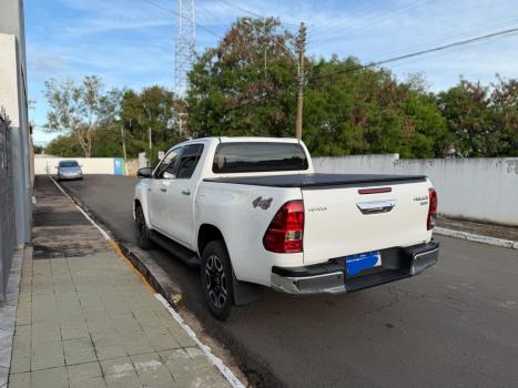 TOYOTA Hilux Caminhonete 2.8 16V SRV 4X4 DIESEL CABINE DUPLA AUTOMÁTICO, Foto 6