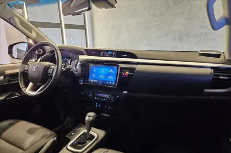 TOYOTA Hilux Caminhonete 2.8 16V 4P SRX DIESEL CABINE DUPLA, Foto 14