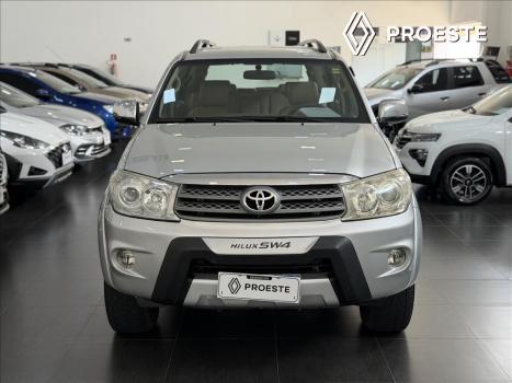 TOYOTA Hilux SW4 2.7 16V 4P SR AUTOM�TICO, Foto 2