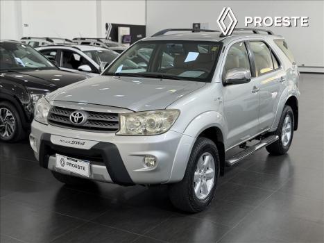 TOYOTA Hilux SW4 2.7 16V 4P SR AUTOM�TICO, Foto 3