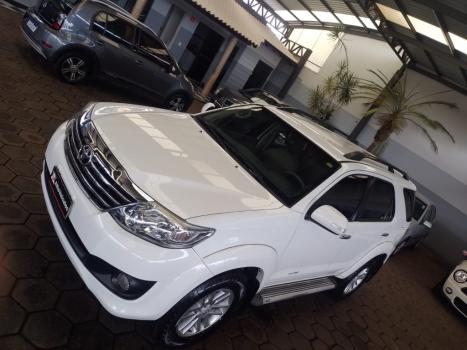 TOYOTA Hilux SW4 2.7 16V 4P SR FLEX AUTOMTICO, Foto 12