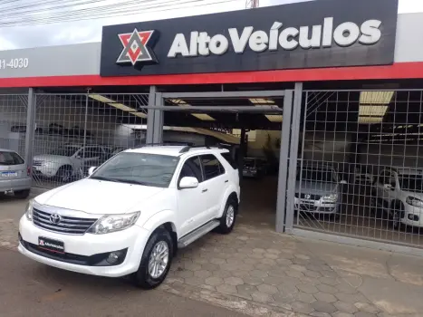 TOYOTA Hilux SW4 2.7 16V 4P SR FLEX AUTOMTICO, Foto 2