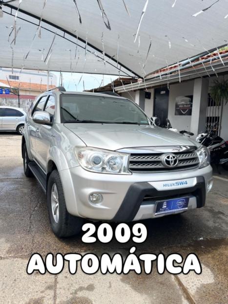 TOYOTA Hilux SW4 2.7 16V 4P FLEX SR 7 LUGARES AUTOMTICO, Foto 1