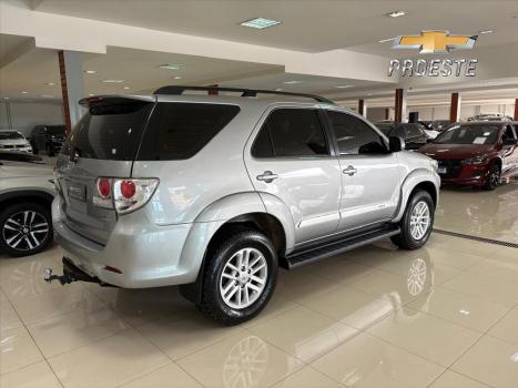 TOYOTA Hilux SW4 2.7 16V 4P SR FLEX AUTOM�TICO, Foto 9