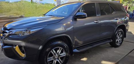 TOYOTA Hilux SW4 2.7 16V 4P FLEX SRV 7 LUGARES AUTOM�TICO, Foto 5